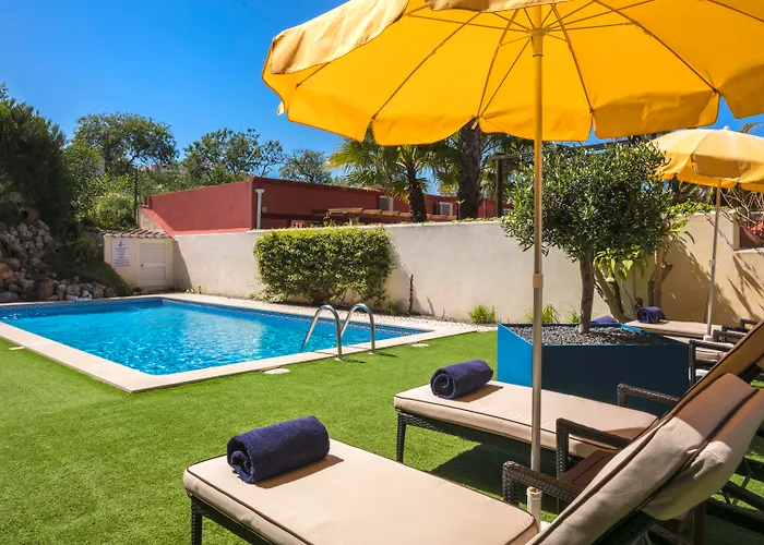 Costa D\'Oiro Ambiance Village